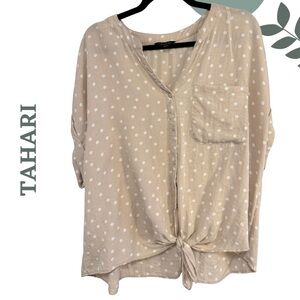 🛍️3/$40 TAHARI Cream Tan Short Sleeve Button-Front Tie Hem Blouse – XXL